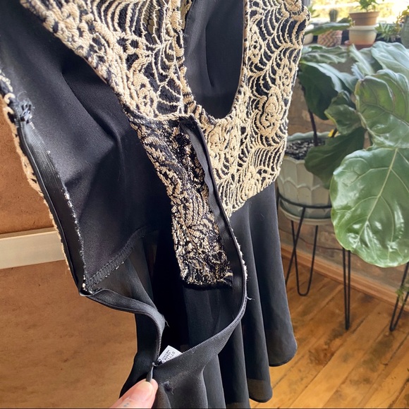 *NWOT* Fancy Knit Babydoll Blouse - Picture 8 of 8